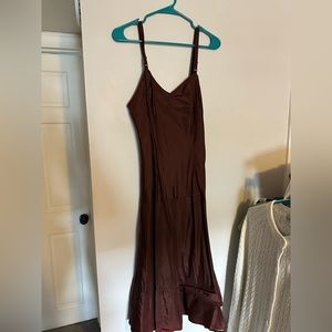 Vintage brown slip with ruffle lined bottom